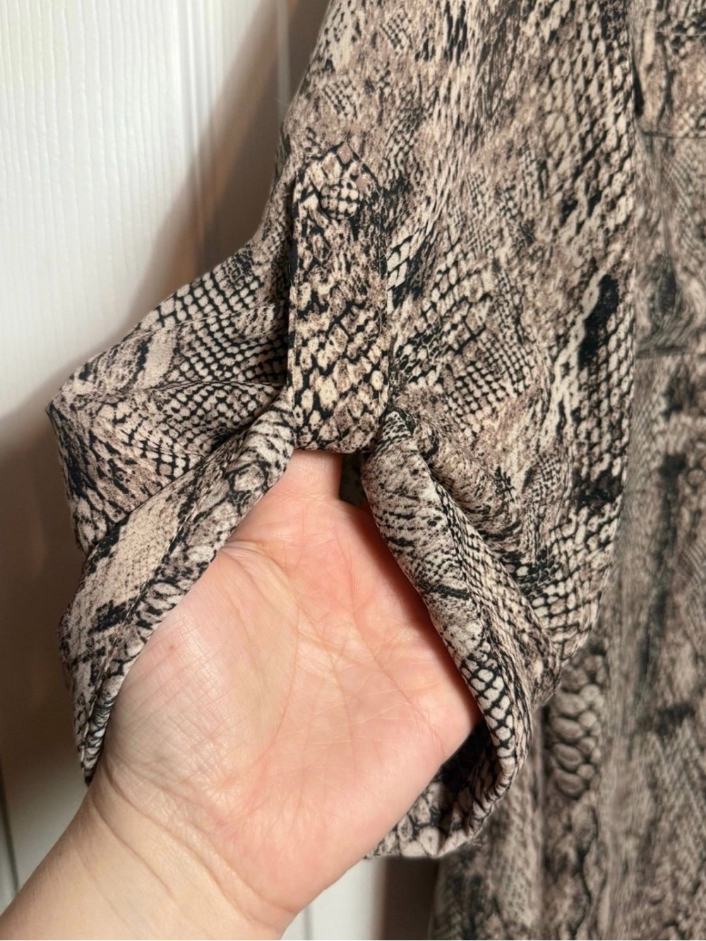 Torrid Harper Georgette 3/4 Sleeved Blouse Size 3 - Picture 6 of 6